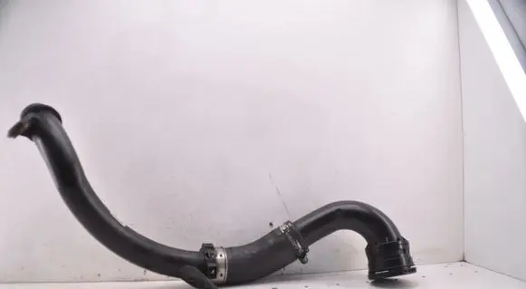 Land Rover Range Rover Evoque L538 Intercooler hose/pipe GJ326C782AA