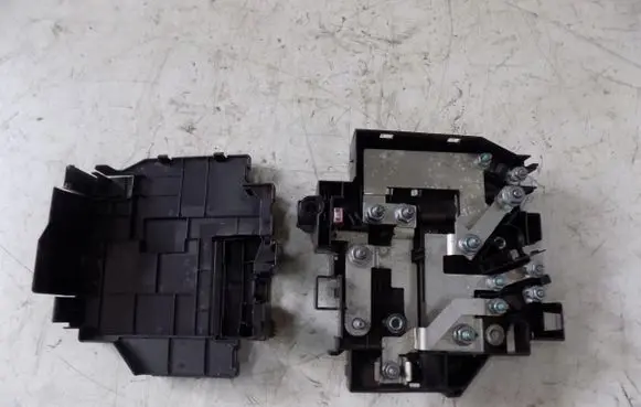 Volvo XC40 Fuse box set