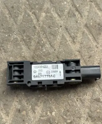 Chrysler Voyager Airbag deployment crash/impact sensor 04671779AC 1554301051