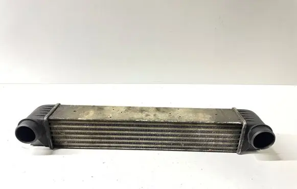 BMW 5 E39 Intercooler radiator 17512247359