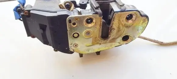 KIA Carnival Front door lock