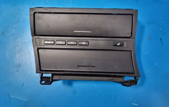 BMW 3 E36 Tailgate/trunk/boot open switch 307090800