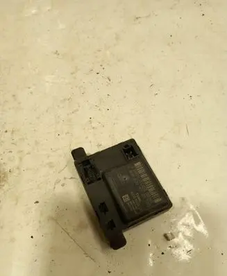 Volkswagen Crafter Door control unit/module A9068204226 00005226D0 00005226D02