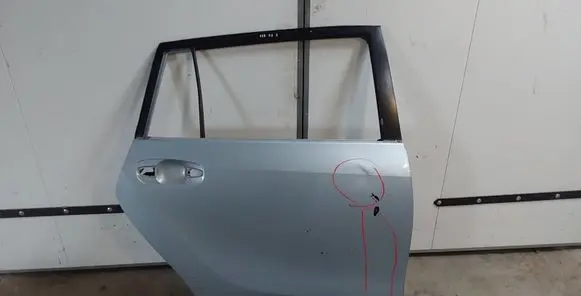 Toyota Verso Rear door