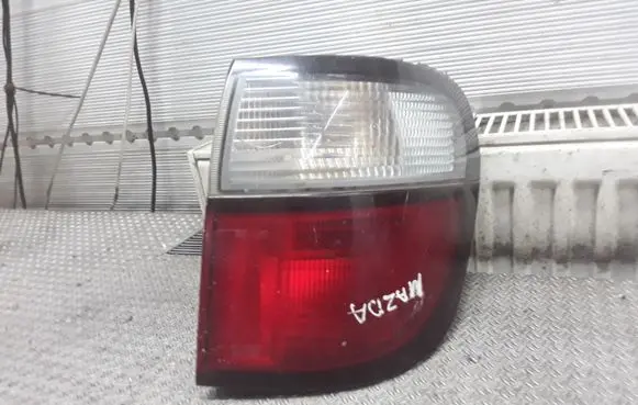 Mazda 626 Rear/tail lights R2266