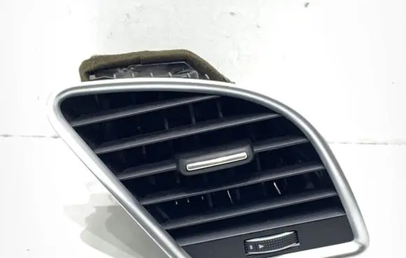 Audi A4 S4 B8 8K Dashboard side air vent grill/cover trim 8T1820902F