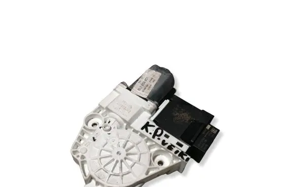 Seat Ibiza III (6L) Front door window regulator motor 6L1959801