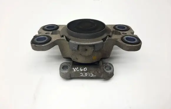 Volvo XC60 Engine mount bracket 31316875