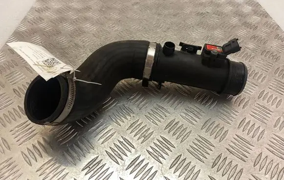 Mitsubishi Outlander Intercooler hose/pipe FPLA6K683 6G9N12B676AB 31355463
