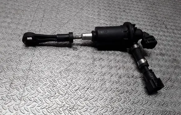 Peugeot 207 Clutch master cylinder