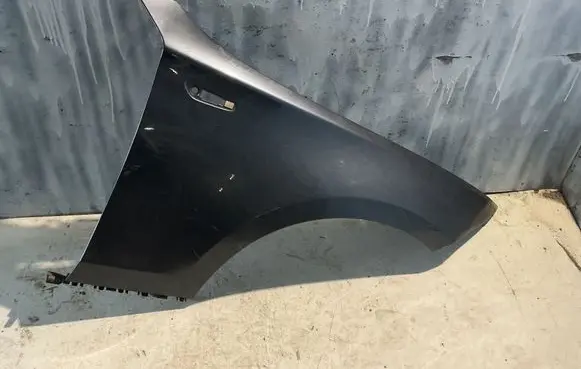 BMW 1 E81 E87 Fender 