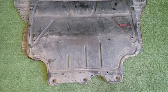 Skoda Karoq Engine splash shield/under tray 3Q0825236A 3Q0825236D 3Q0825296E