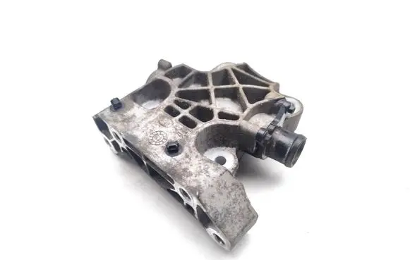 Land Rover Discovery Sport Engine mounting bracket GJ32-6030-AA