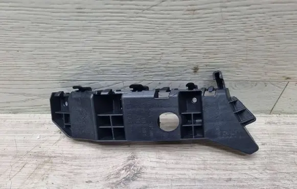 Front bumper mounting bracket