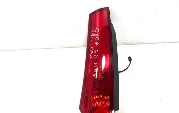 KIA Ceed Rear/tail lights 924031H3