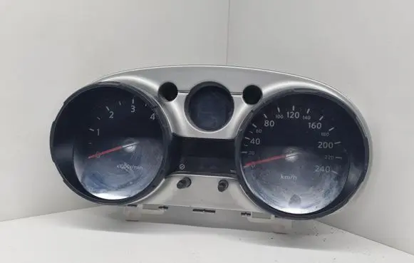 Nissan Qashqai+2 Speedometer (instrument cluster) A241E JD32B 174CRO8