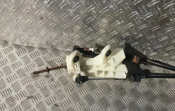 Gear shifter/selector
