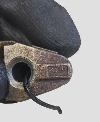 Peugeot 308 Fuel Injector clamp holder 23827