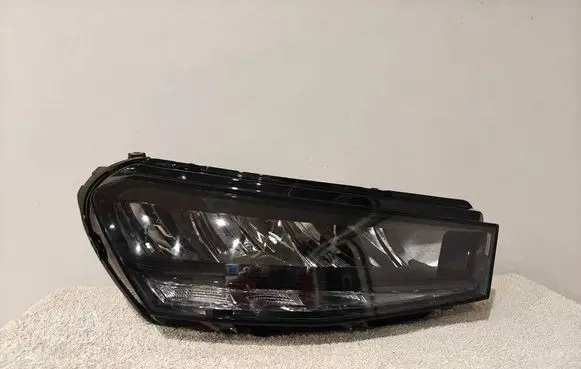 Skoda Fabia Mk4 (6VA) Headlight/headlamp 6VB941016 L449525