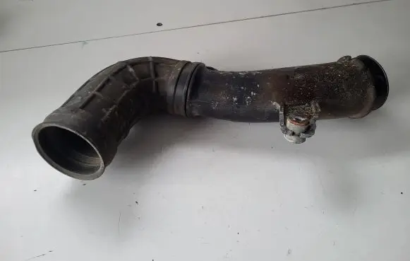 Honda CR-V Air intake duct part ATP200