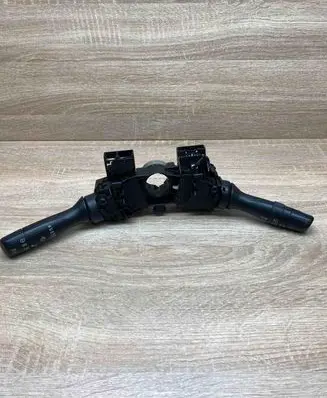 Toyota Aygo AB10 Wiper turn signal indicator stalk/switch 17F001 173848