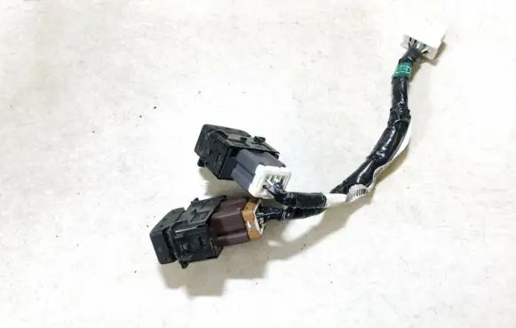 Nissan X-Trail T30 Seat heating switch 24016eq300