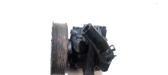 Mitsubishi Pajero Power steering pump