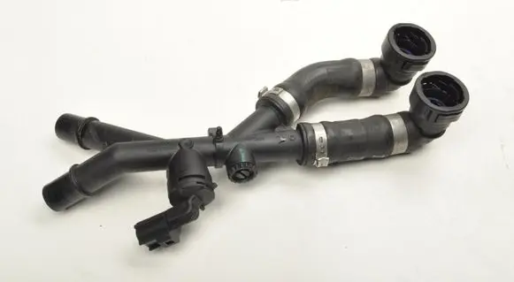 Jaguar I-Pace Engine coolant pipe/hose L9D38D182AC