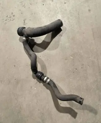 BMW X6 E71 Engine coolant pipe/hose 7576357