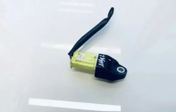 Subaru Outback Airbag deployment crash/impact sensor 98235aj000