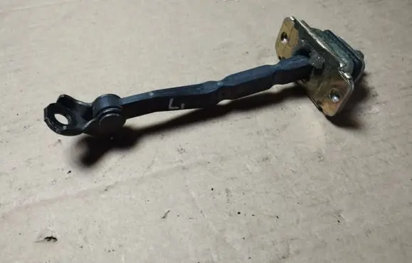 Honda Element Front door check strap stopper