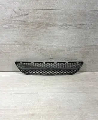 BMW 3 E90 E91 Front bumper lower grill 7154556