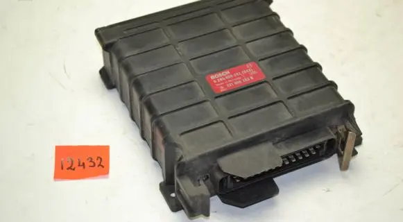 Volkswagen PASSAT B2 Engine control unit/module 321906263B 0280800042