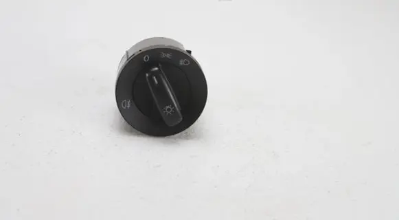 Volkswagen Tiguan Light switch 1K0941431BB