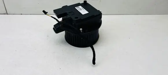 Audi Q8 e-tron Heater fan/blower 4M2820021C