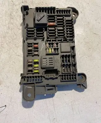 BMW X5 E70 Fuse box set B010105300 42942761