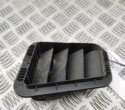 KIA Niro Quarter panel pressure vent 97535AT000