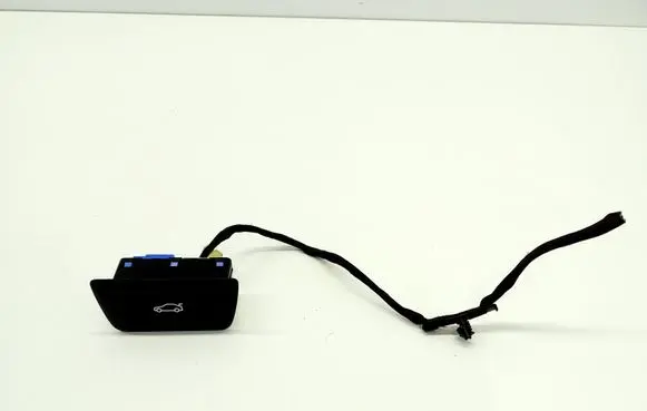 BMW i4 Tailgate/boot open switch button 9275119