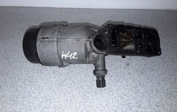 BMW 3 E36 Oil filter cover 1715878