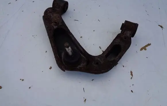 Nissan Pathfinder R51 Front control arm