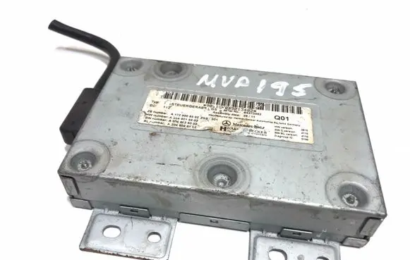 Mercedes-Benz E W212 Head unit multimedia control A1729009302 A2649015902