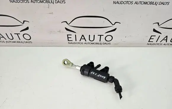 BMW 5 E60 E61 Clutch master cylinder 6777344 21526777344