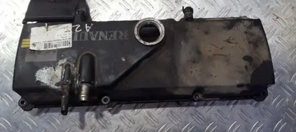 Renault Megane I Rocker cam cover 