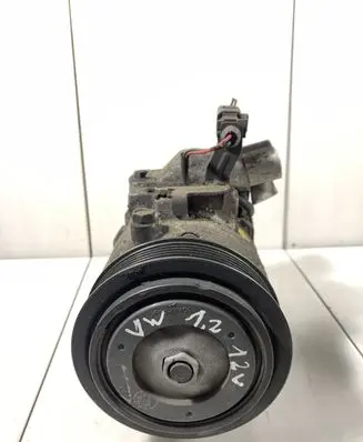 Volkswagen Polo III 6N 6N2 6NF Air conditioning (A/C) compressor (pump) 6Q0820803Q