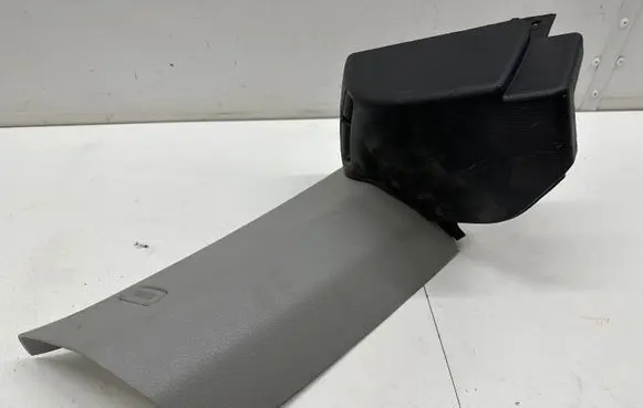BMW X3 F25 (C) pillar trim 9521628
