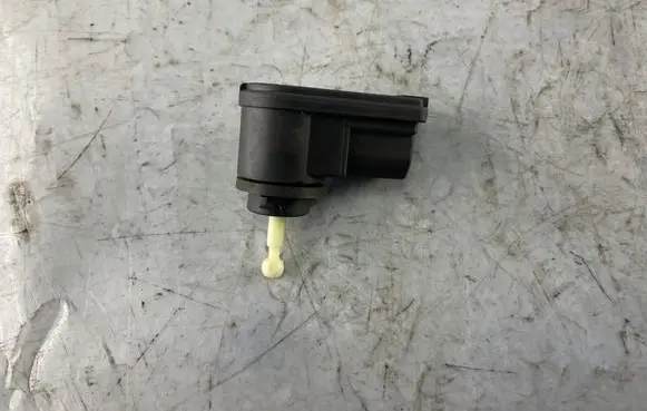 Volkswagen Polo IV 9N3 Headlight level adjustment motor 1J0941295 1J0941295B
