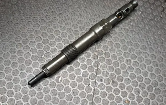 Ford Mondeo Mk III Fuel injector E2U9A