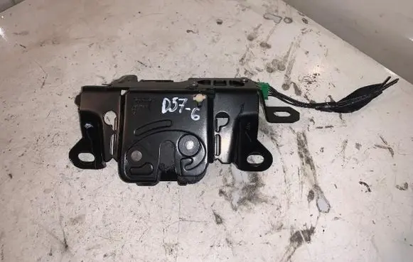 Volvo C30 Tailgate/trunk/boot lock/catch/latch 30784739 D576