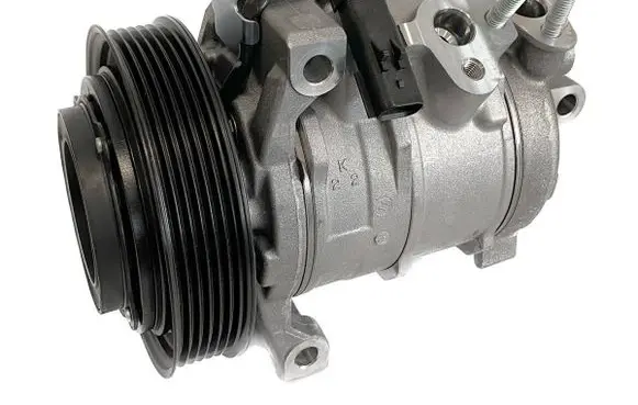 Jeep Grand Cherokee Air conditioning (A/C) compressor (pump) P68021835AD MC4472801821 MC4472801820