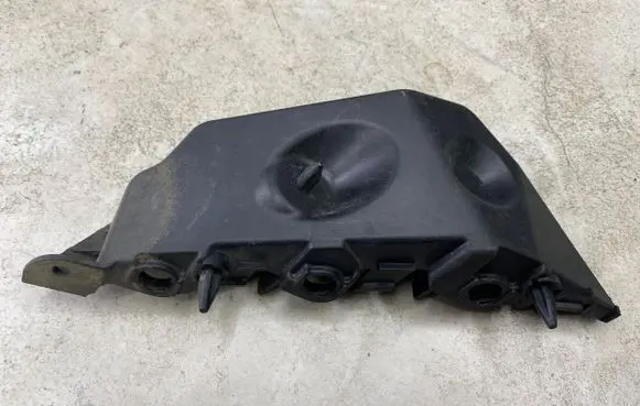 Ford C-MAX II Front bumper mounting bracket AM5117D958A D2A3B